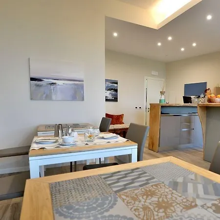 Daman & Breakfast 3* Barzago