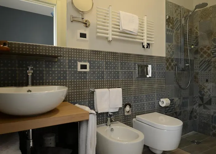 Daman & Breakfast 3*