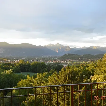 ベッド・アンド・ブレックファスト Daman & Breakfast