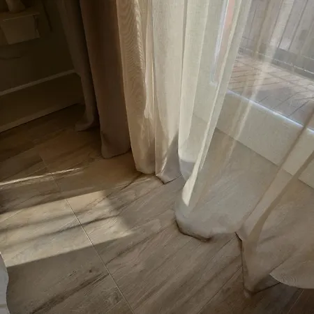 ベッド・アンド・ブレックファスト Daman & Breakfast Barzago