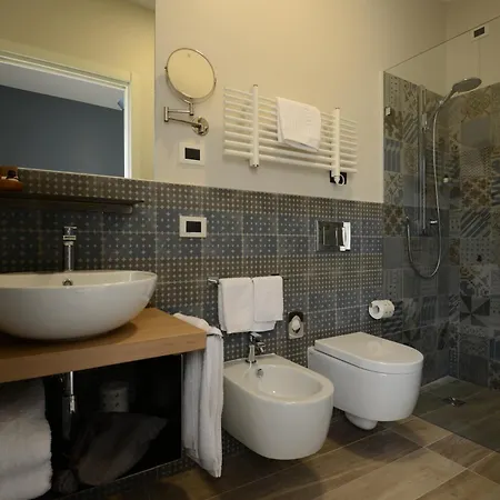 Daman & Breakfast 3*